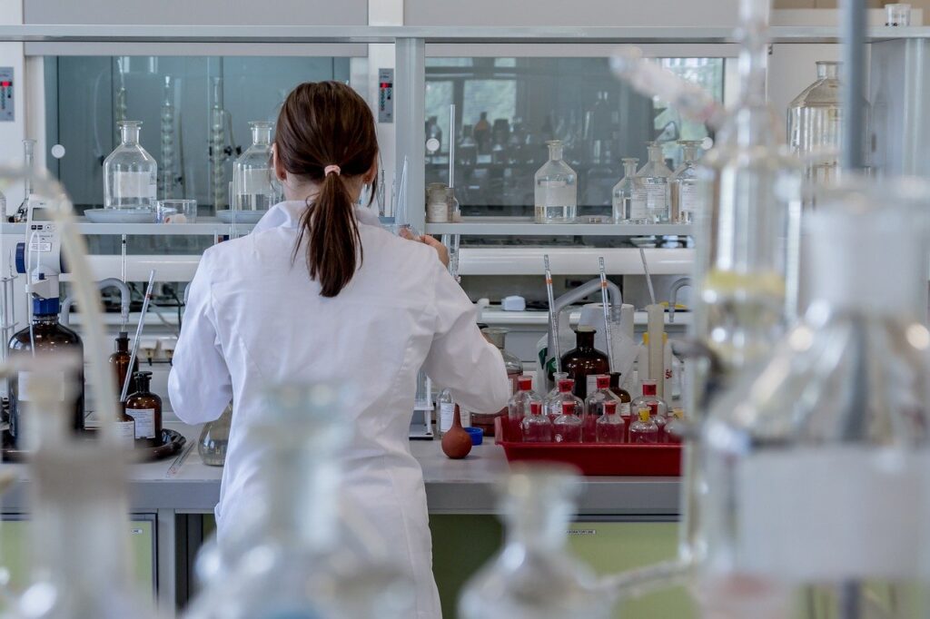 Improvement Of Chemistry Labs At Schools Through Technology