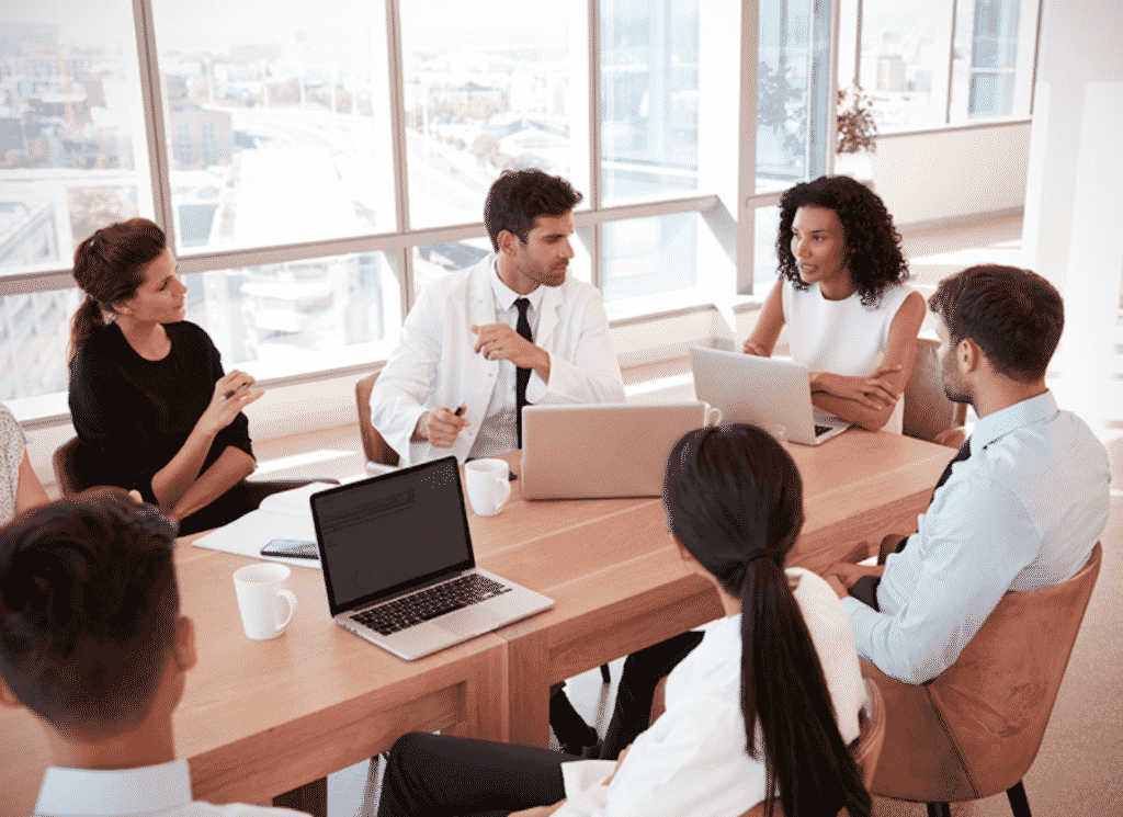 How a specialized MBA in aviation management can help boost your career prospects