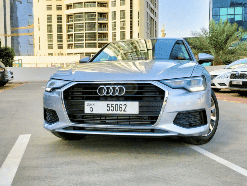 Whether you should buy or rent a car in Dubai?