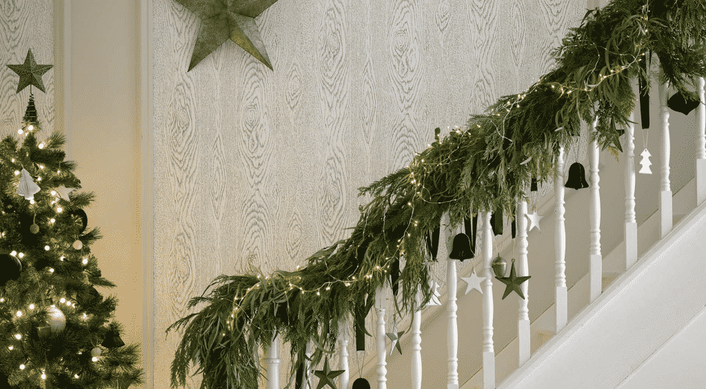 Alternative Christmas Decorations You Can Hang on Your Wall