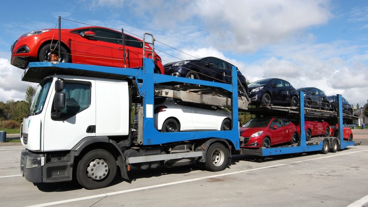 How to Find the Cheapest Car Shipping