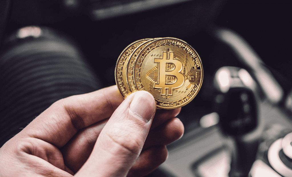 Here Is An Overview Of Functioning Of Bitcoins And Fiat Currency
