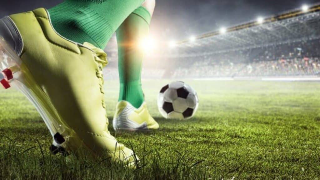 Benefits and Drawbacks of Online Football Sites