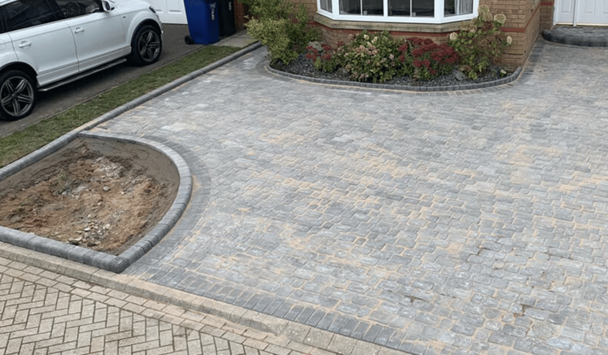 6 Modern Driveway Paving Ideas for Your Home