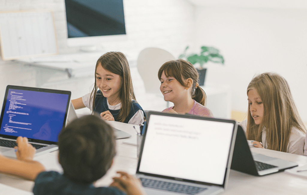 Ways You Can Improve the Lives of Orphans Online