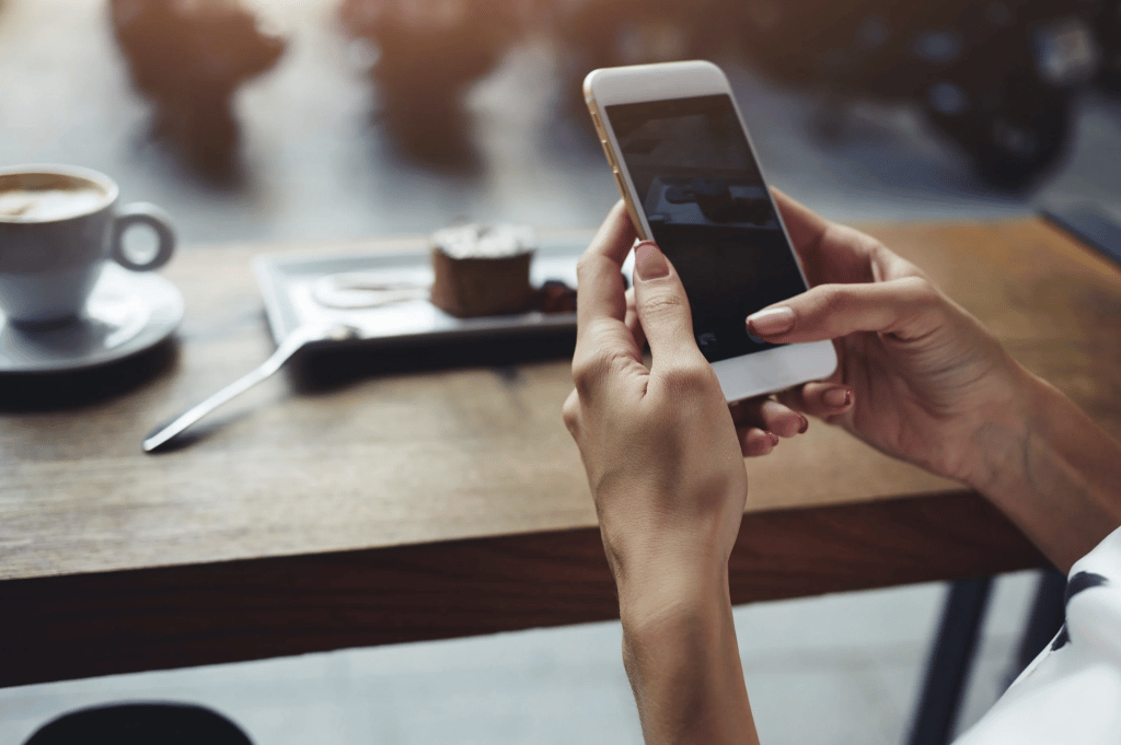 How to promote your brand using your mobile phone only