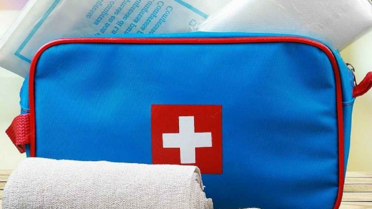 5 BudgetMinded Hacks to Get Medical Supplies Online