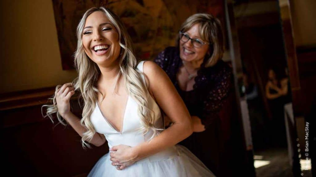 The art of capturing emotions in wedding photography