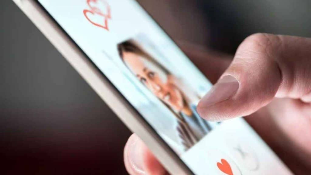Should You Consider Investing in Dating Apps?