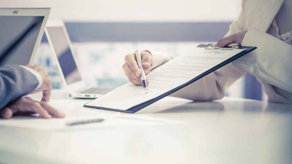 Understanding the Benefits of a General Trade License for Your Business in Sharjah