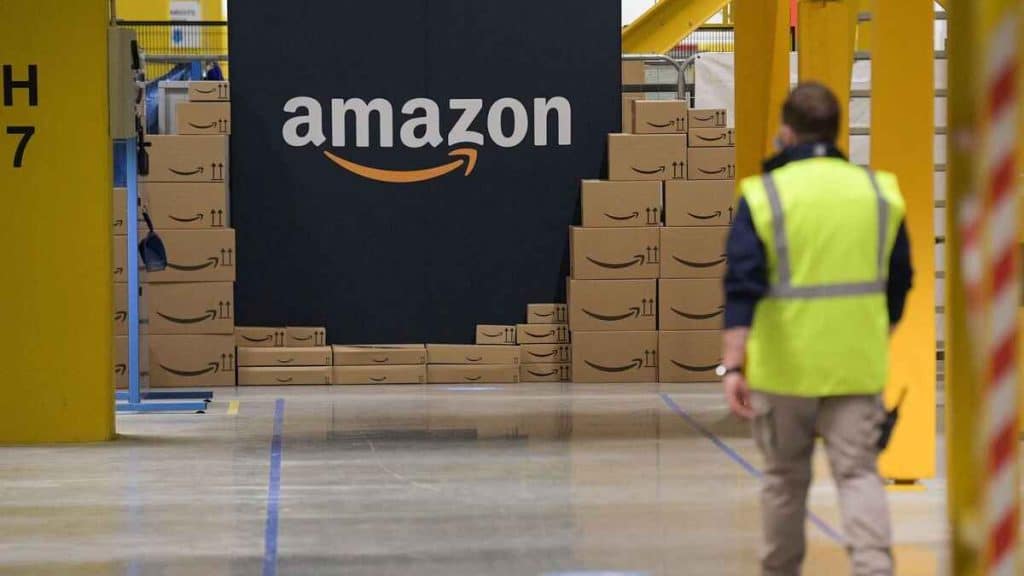 Amazon Stocks - Time for Investors To Make a Move?