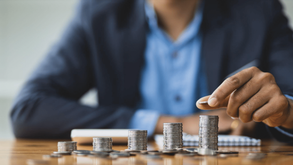 Roy Gagaza Building an Investment Plan and Strategies for Long-Term Financial Success