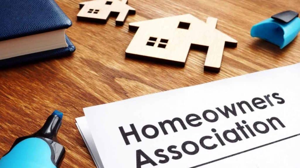 How HOA Community Rules Benefit Homeowners