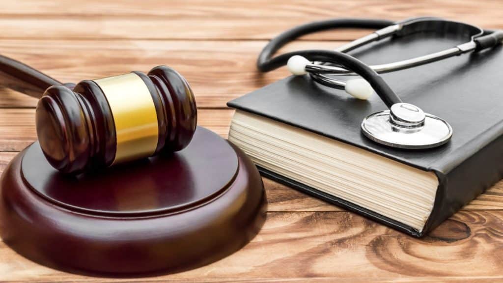 From Misdiagnosis to Mistreatment Lawyers Unveil Strategies in Medical Malpractice Cases