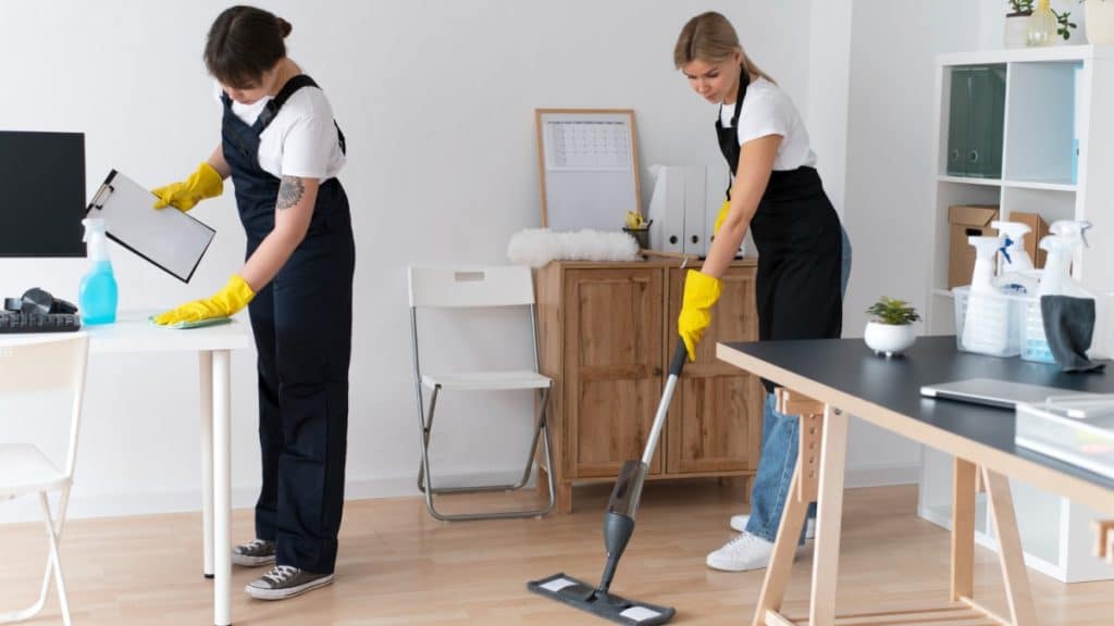 Immaculate Apartment Cleaning Services Transform Your Space Today!