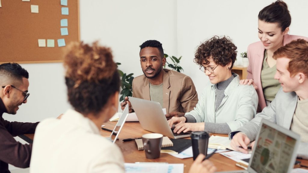 Empowering through Employee Recognition A Blueprint for Employee Success