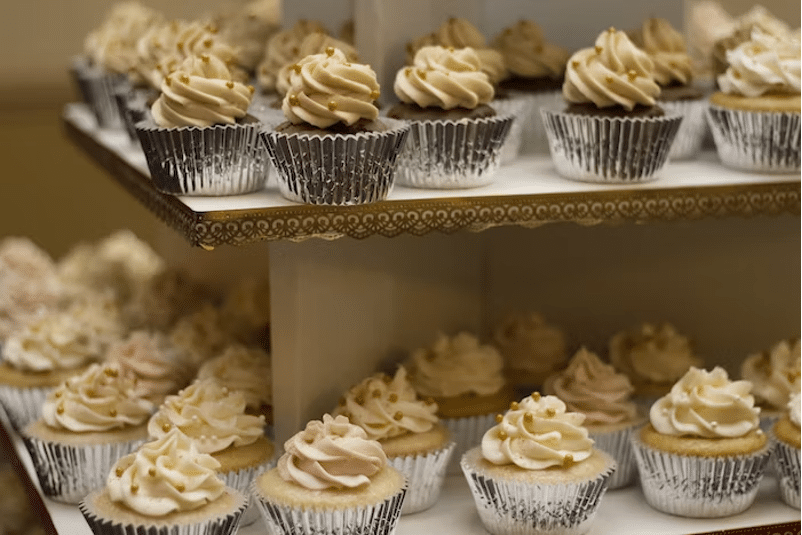 10 Fun Reasons to Choose Cupcakes Rather Than Traditional Cakes for Special Occasions