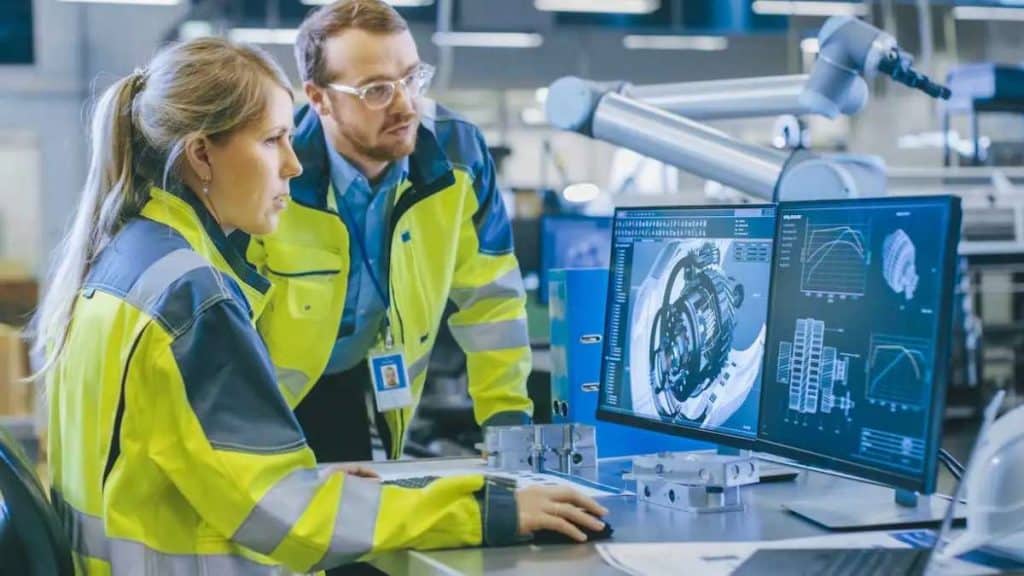 Customer-Centric Facility Management By Leveraging FSM Software And CRM Integration