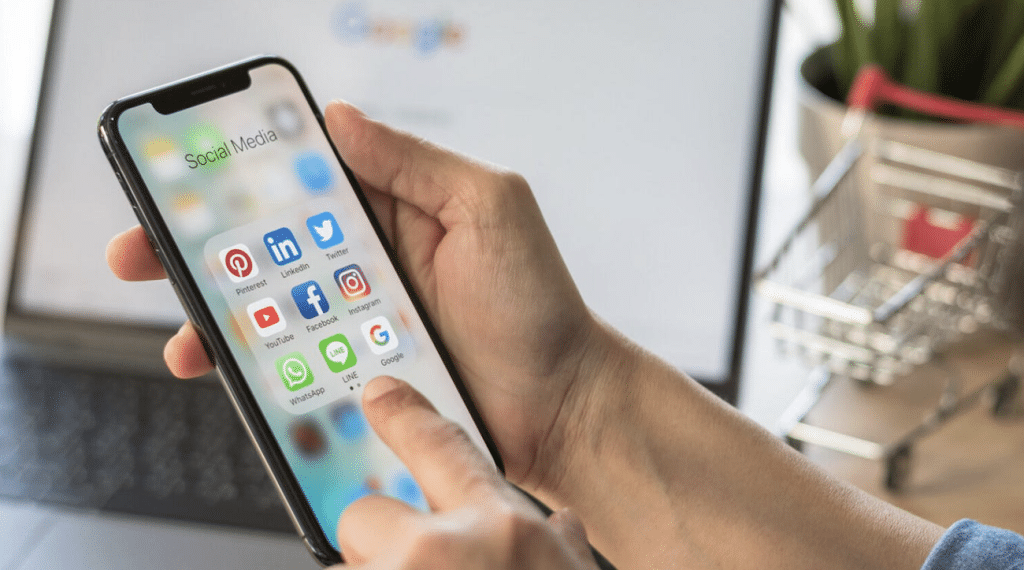 How Can You Increase Traffic on Your Website with SMM Panels?