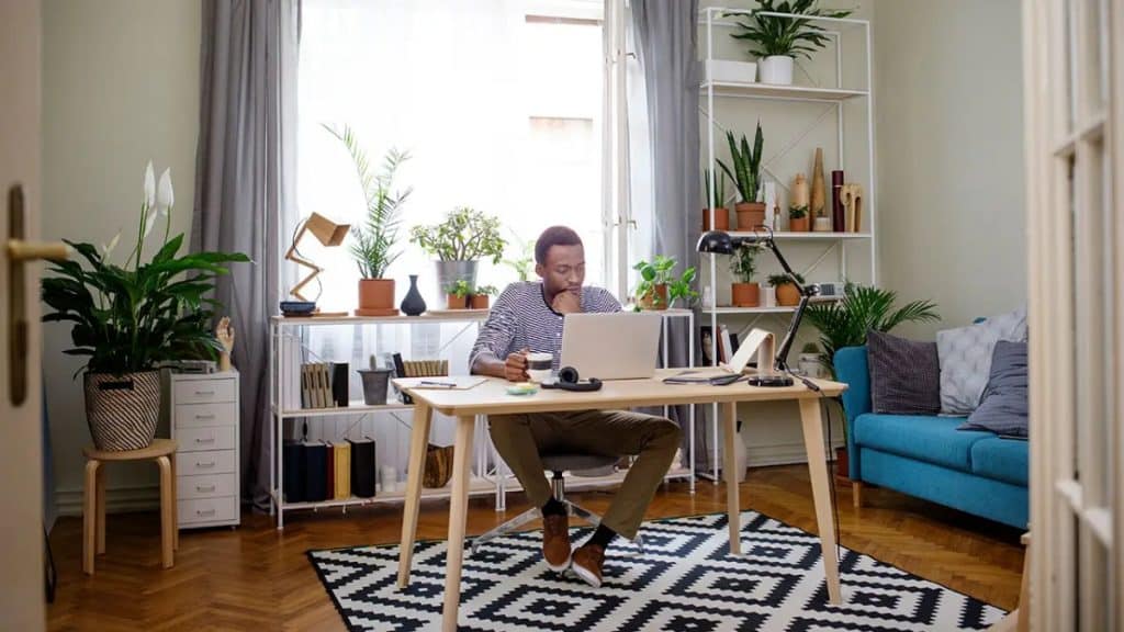 5 Tricks To Make Your Banking Easy And Beneficial