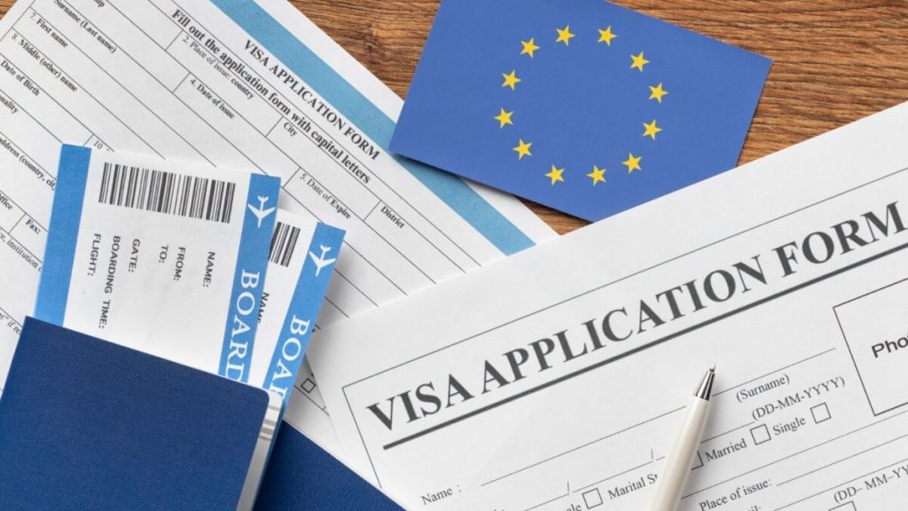How to Get a Schengen Visa Travel Across Europe