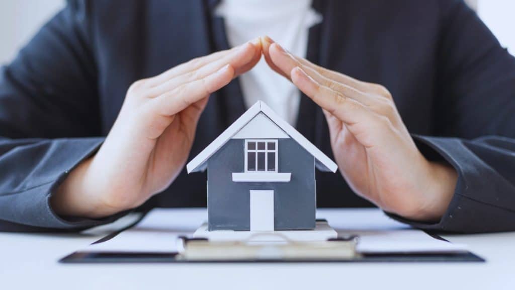How to Deal With an Emergency in a Rented Home
