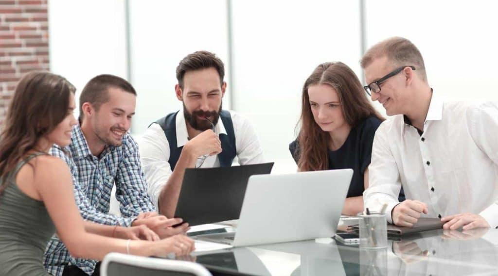 International Payroll Providers