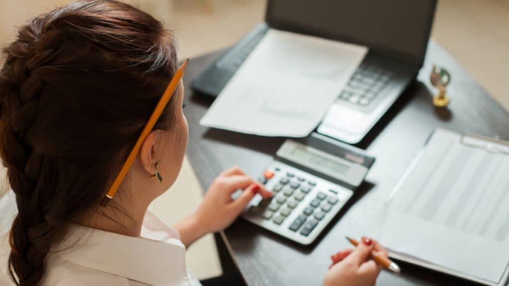 Small Business Bookkeeping Made Simple A Beginner's Guide to Financial Success