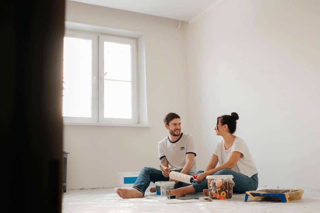 What is the Importance of Painting in Your Room?