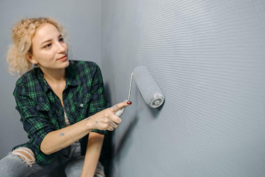 What is the Importance of Painting in Your Room?