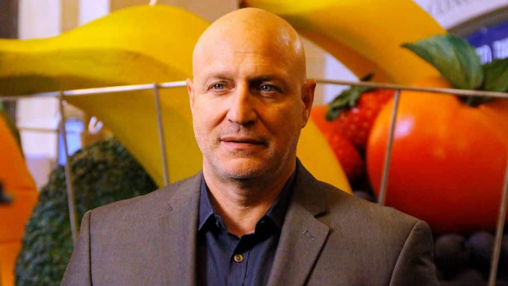 Tom Colicchio News: Stream Season Two of Tom Colicchio's Pantry