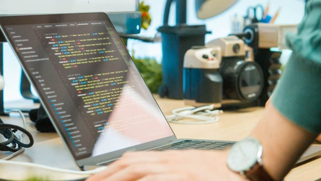 Computer Science Skills and Tools Shaping the Tech Industry