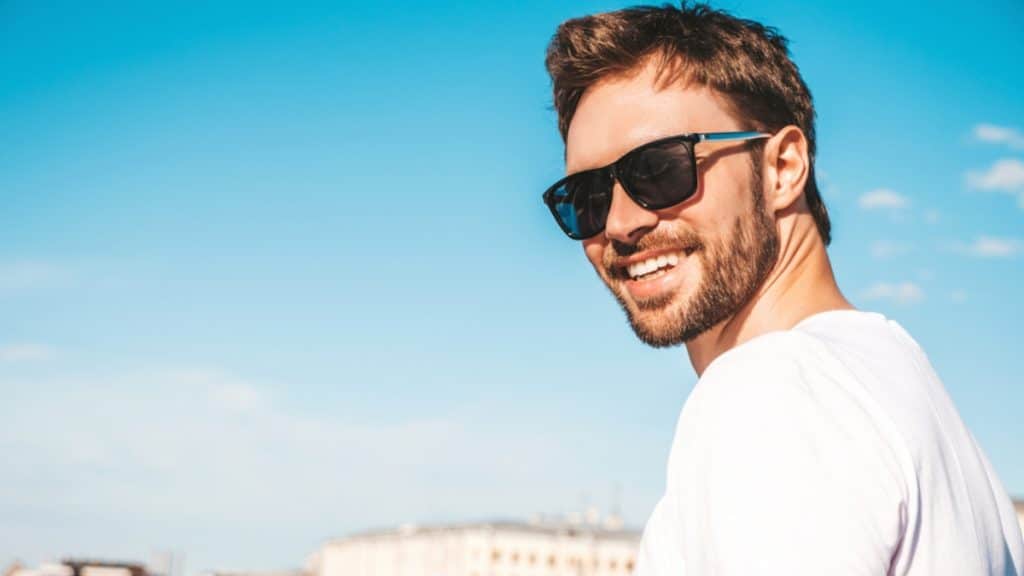 How Specialized Sunglasses Can Help Manage Light Sensitivity and Eye Fatigue