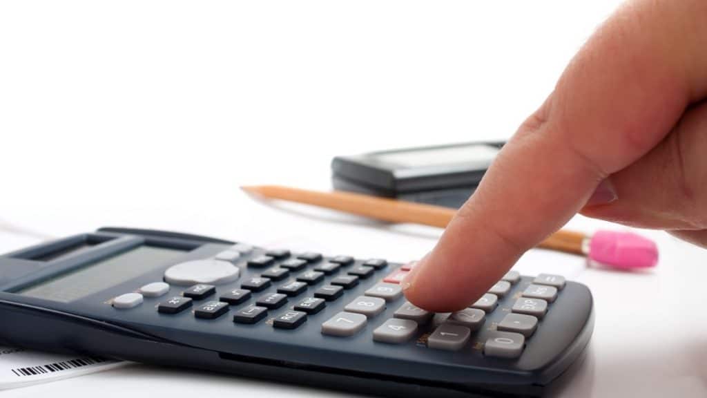 How to Use a Health Insurance Calculator A Step-by-Step Guide