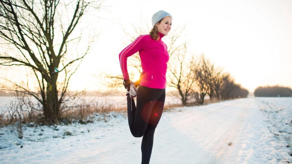 Maxim Gorin's Best Tips For Staying Motivated To Exercise During Cold Weather