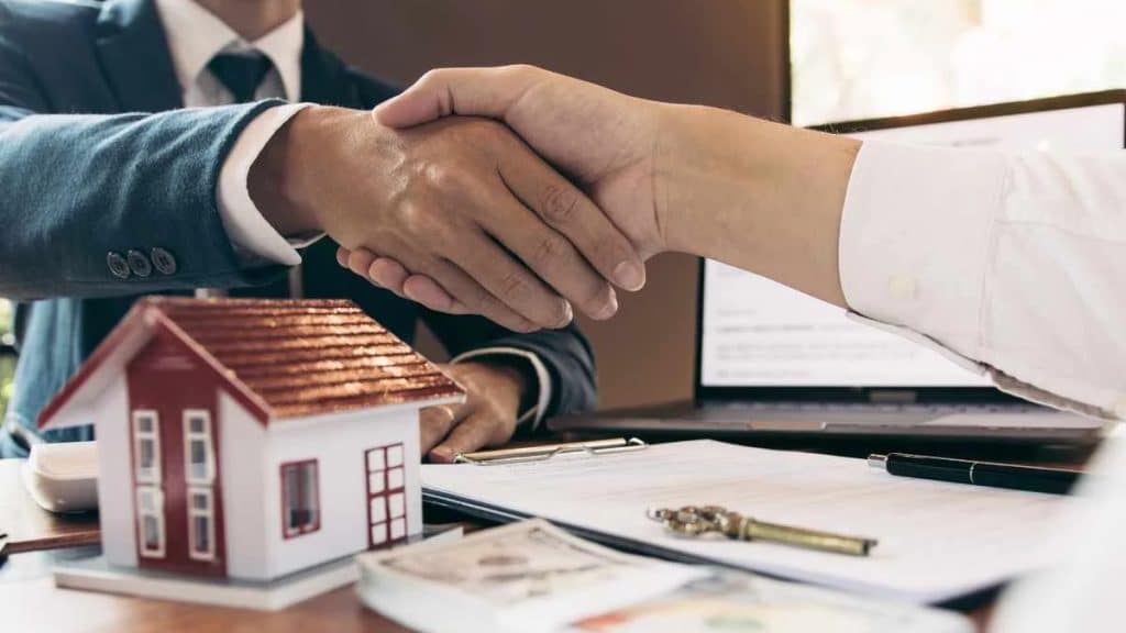 Top 5 Benefits of Property Investment Crowdfunding