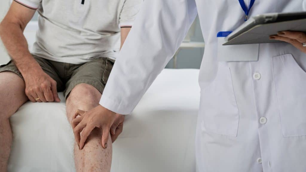 How to Address Knee Pain Common Causes and Effective Treatments