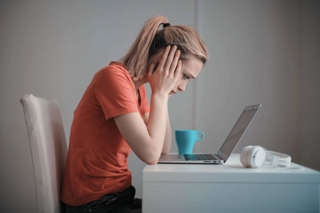 How to Handle Negative Feedback on Social Media