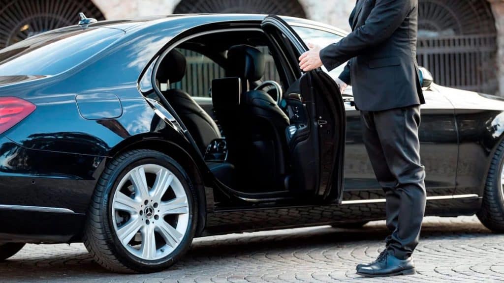 How Chauffeur Services Can Save You Time and Stress