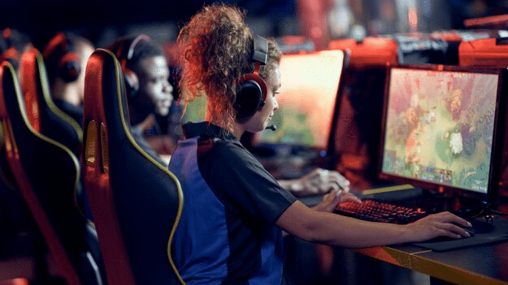 Overview of Online Games with Free Rewards for New Players