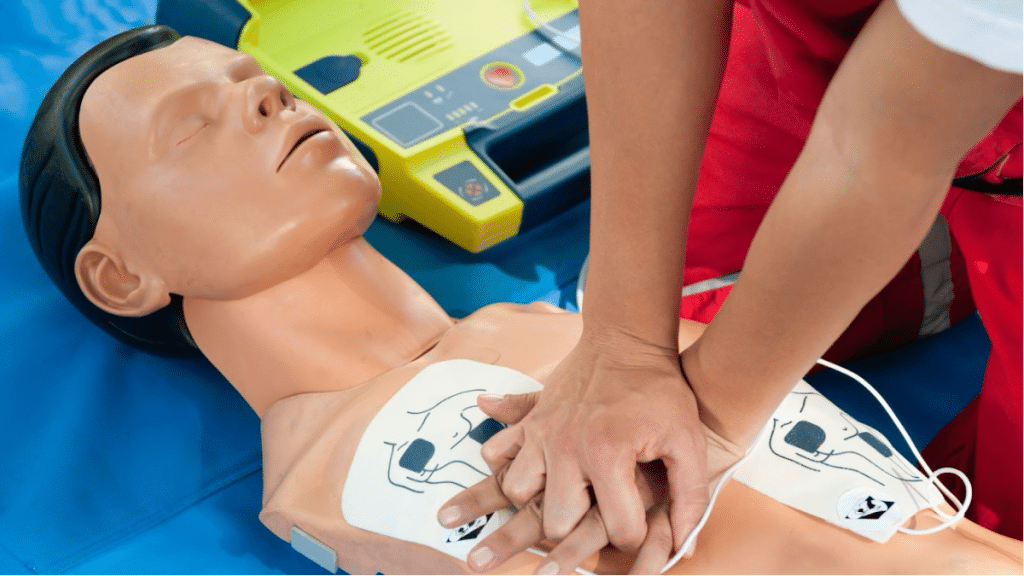The Role of Technology in Modern First Aid and CPR Training