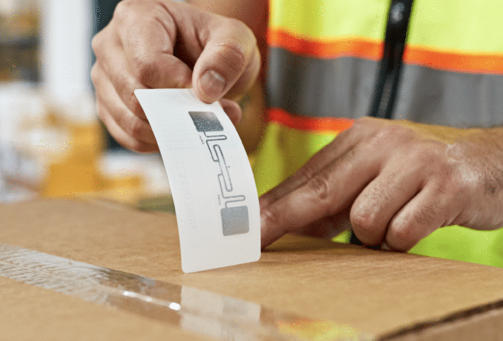 Difference Between Active and Passive RFID Tags?