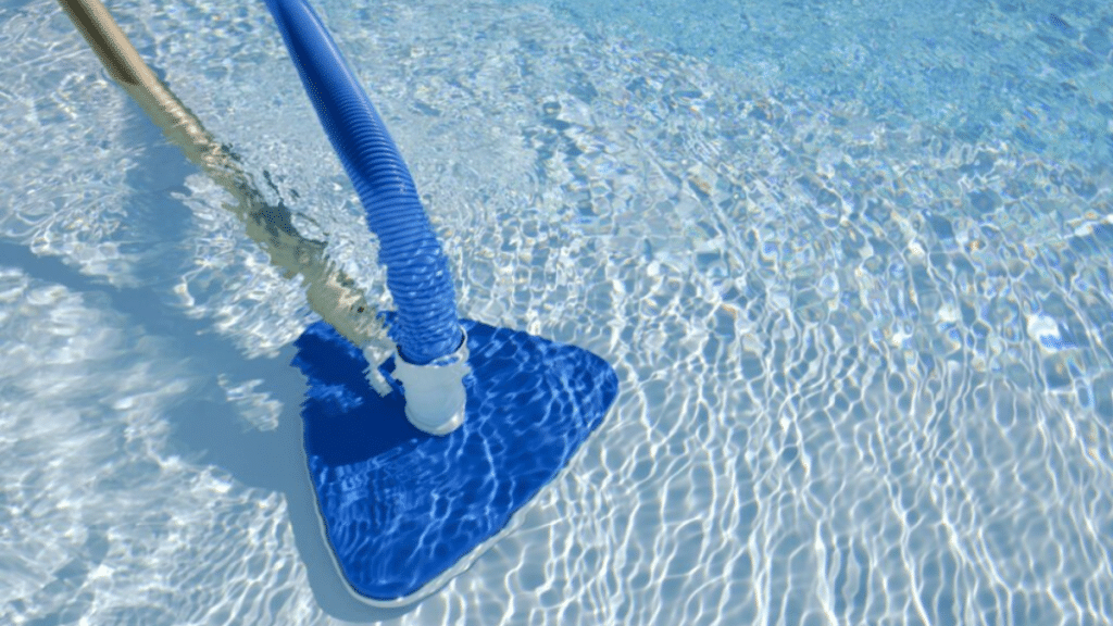 Smart Poolside Shopping Advice on Selecting the Right Equipment for Your Swimming Pool
