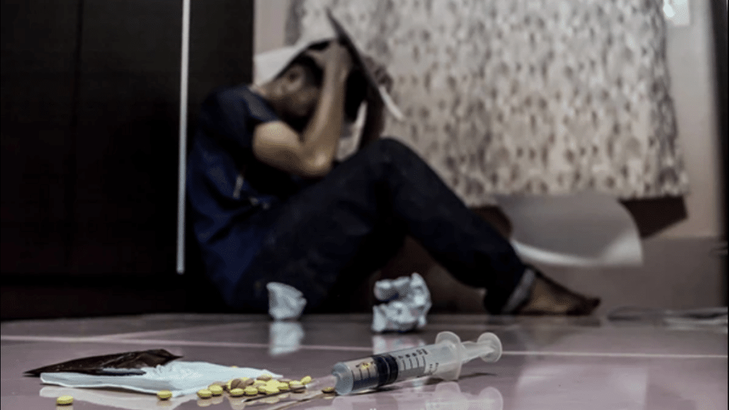 A Guide to Drug Withdrawal Symptoms and Recovery Support
