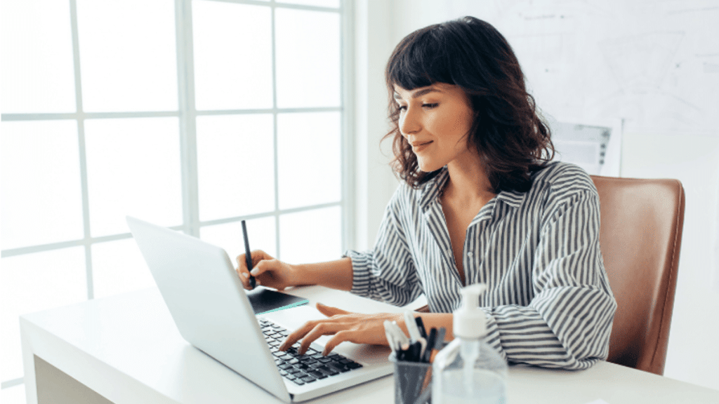 How Female Entrepreneurs Are Re-Shaping Personal Branding