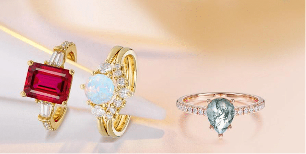 This image has an empty alt attribute; its file name is Get-the-Best-Mothers-Day-Rings-from-Romalar.png