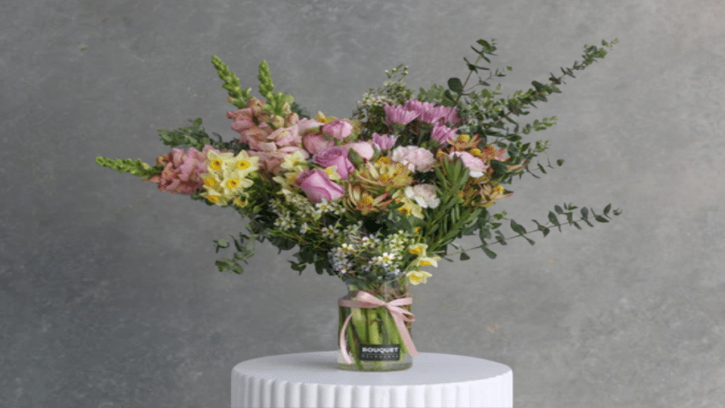 5 Top Benefits of Using Flower Subscriptions for Your Commercial Space