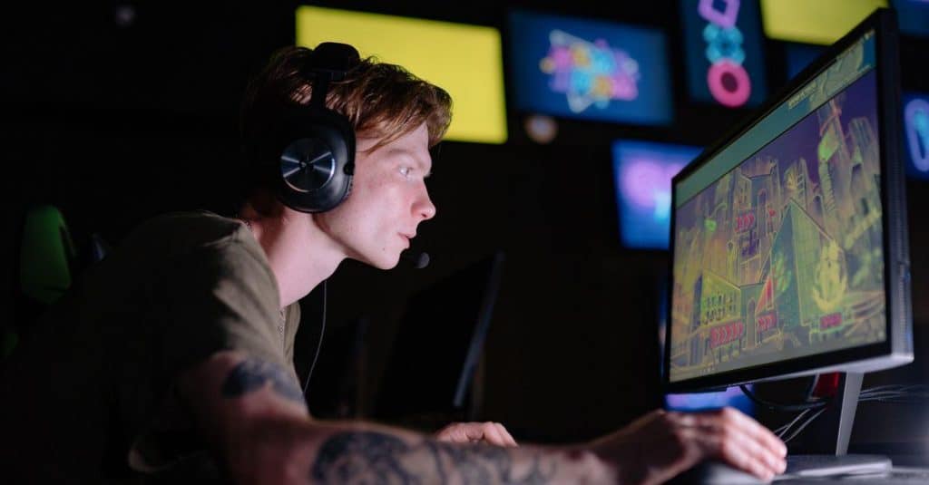 Image 1 of The Main Features That Shape Online Gaming Experiences