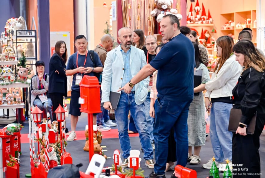 China Sourcing Guide: How April and October Trade Shows Support Global Home, Garden & Gift Buyers Image 1 of China Sourcing Guide: How April and October Trade Shows Support Global Home, Garden & Gift Buyers